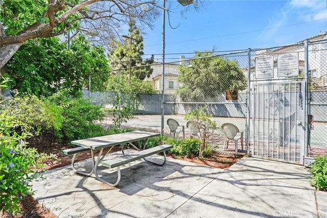 5841 Bowcroft Street 4, Los Angeles, CA 90016
