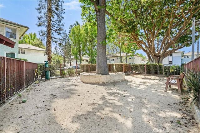 5841 Bowcroft Street 4, Los Angeles, CA 90016