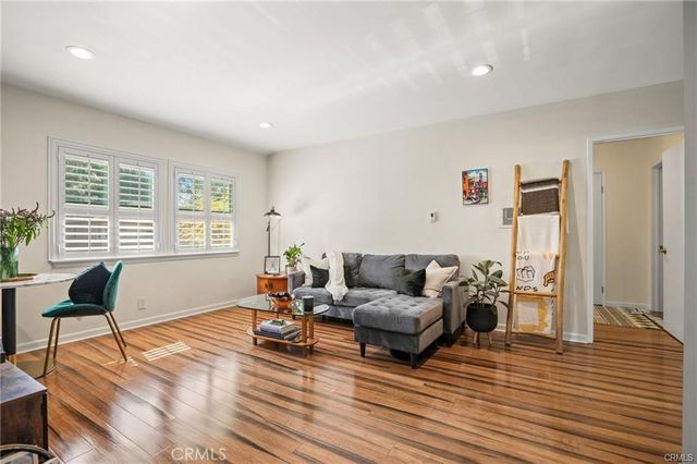 5841 Bowcroft Street 4, Los Angeles, CA 90016