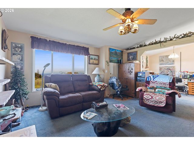 23355 Ne MOUNTAIN TOP Rd, Newberg, OR 97132