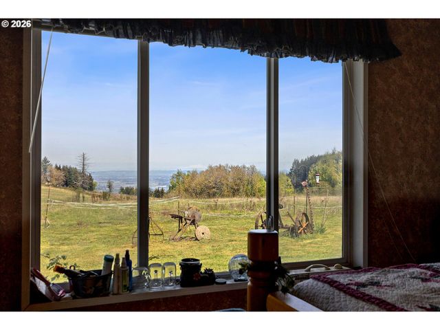 23355 Ne MOUNTAIN TOP Rd, Newberg, OR 97132
