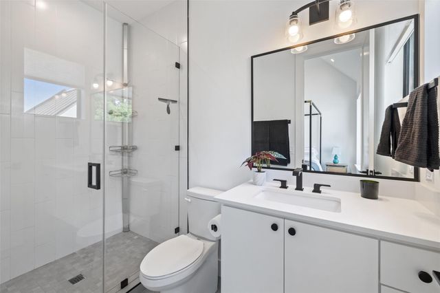 1903 Frazier Ave B, Austin, TX 78704