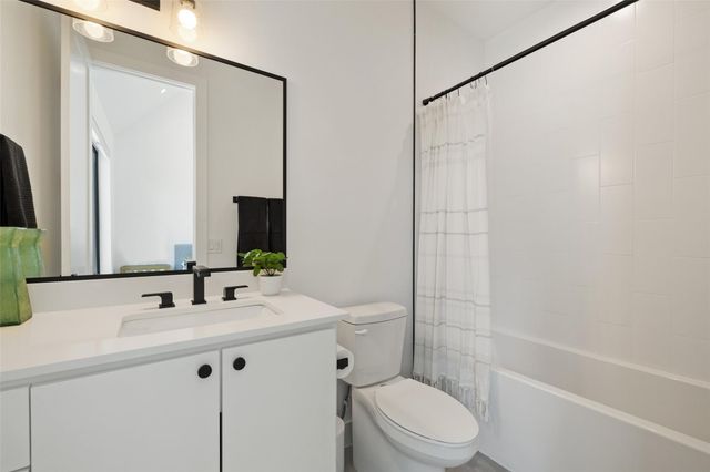 1903 Frazier Ave B, Austin, TX 78704