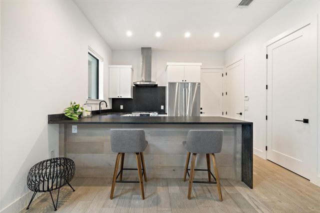 1903 Frazier Ave B, Austin, TX 78704