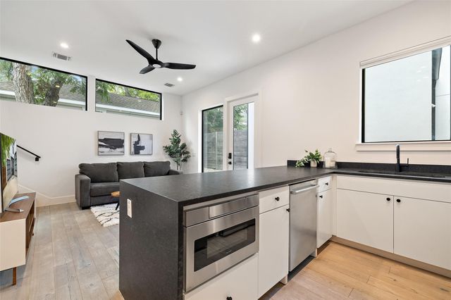 1903 Frazier Ave B, Austin, TX 78704