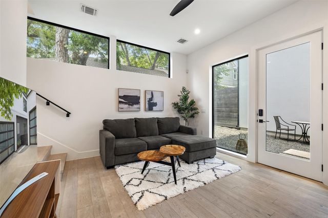 1903 Frazier Ave B, Austin, TX 78704