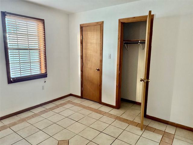 3322E Hidalgo, Waxahachie, TX 75167