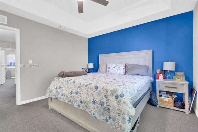 1660 SE 30th St, Homestead, FL 33035