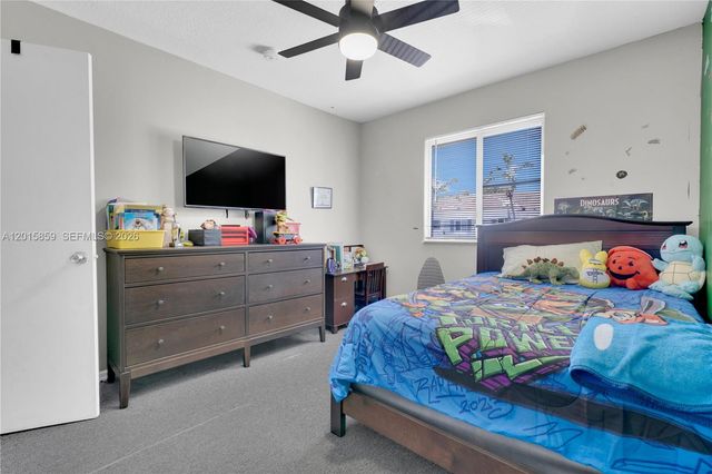 1660 SE 30th St, Homestead, FL 33035