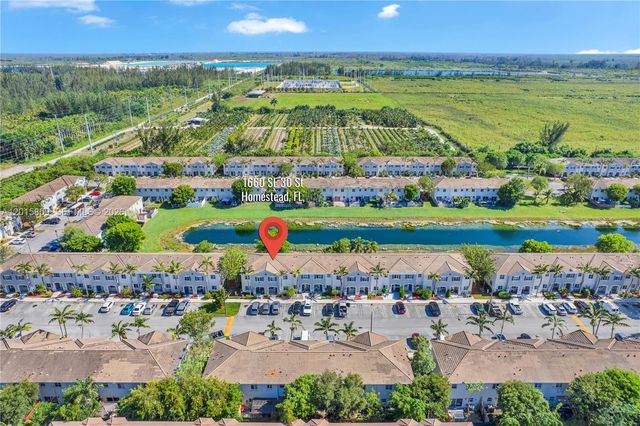 1660 SE 30th St, Homestead, FL 33035