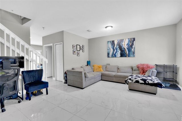 1660 SE 30th St, Homestead, FL 33035