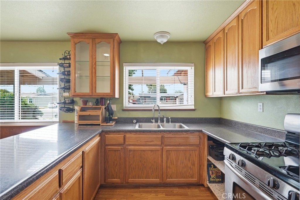 Image 15 of property listing at 509 Dena Way, Santa Maria, CA 93454