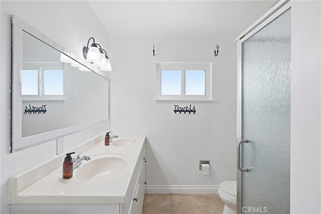 Image 25 of property listing at 509 Dena Way, Santa Maria, CA 93454