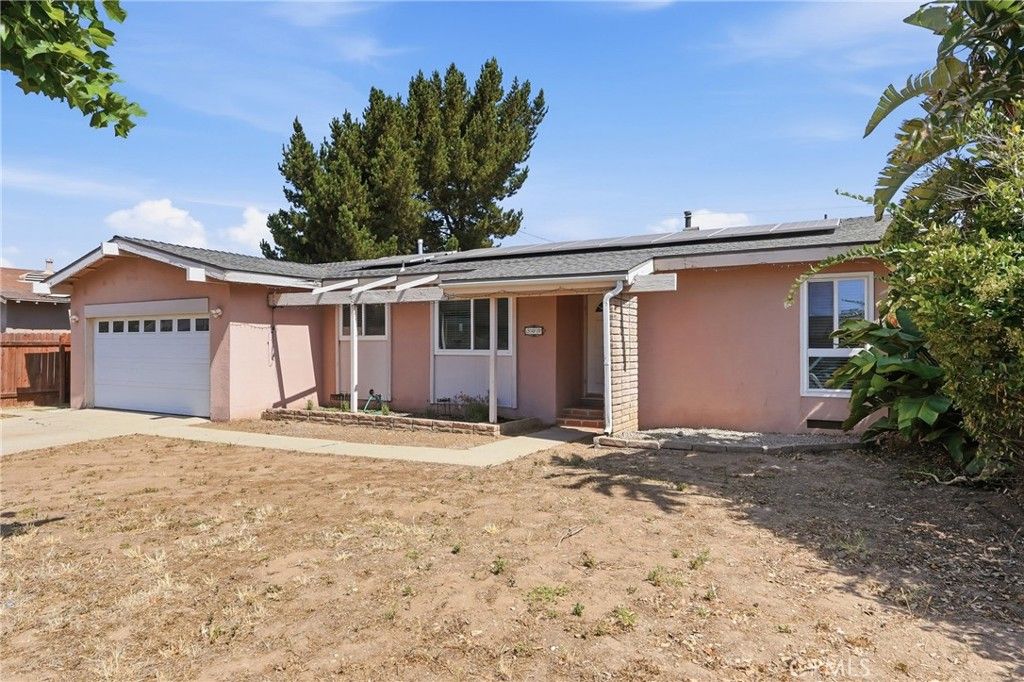 Image 4 of property listing at 509 Dena Way, Santa Maria, CA 93454