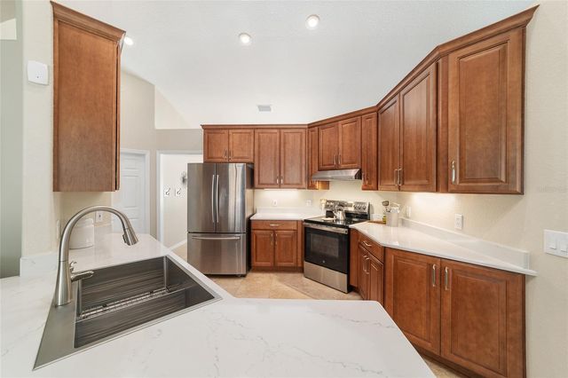 2723 SE 23RD AVENUE, Ocala, FL 34471