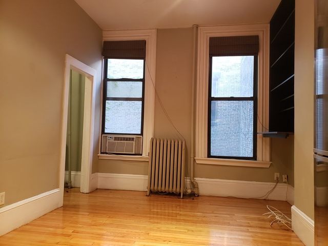 141 Arlington 2, Boston, MA 02116