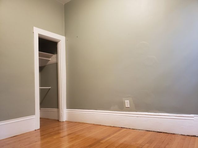 141 Arlington 2, Boston, MA 02116