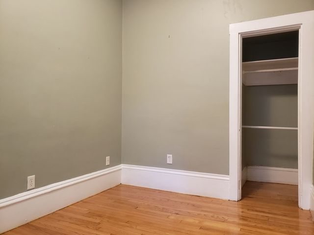 141 Arlington 2, Boston, MA 02116