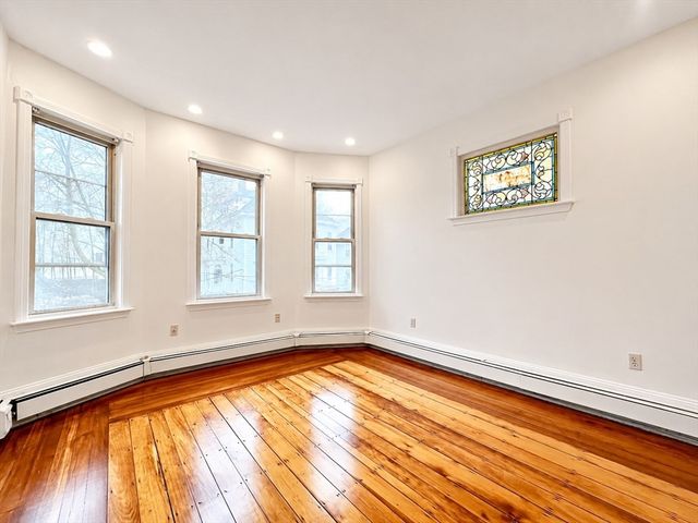 20 Imrie Rd 2, Boston, MA 02134