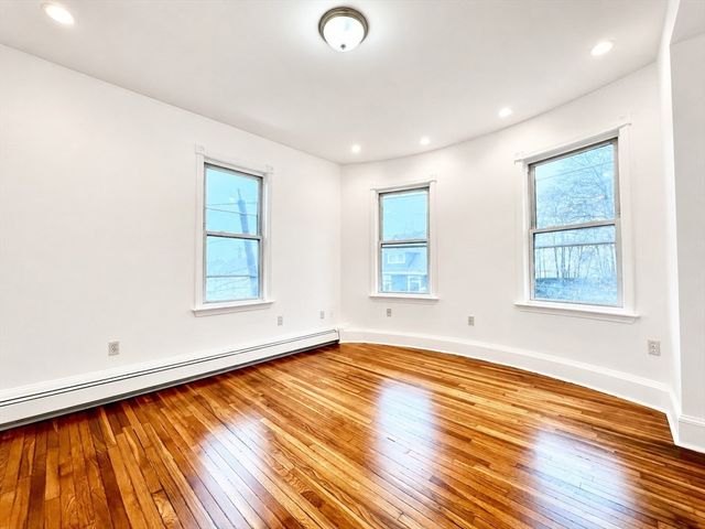20 Imrie Rd 2, Boston, MA 02134