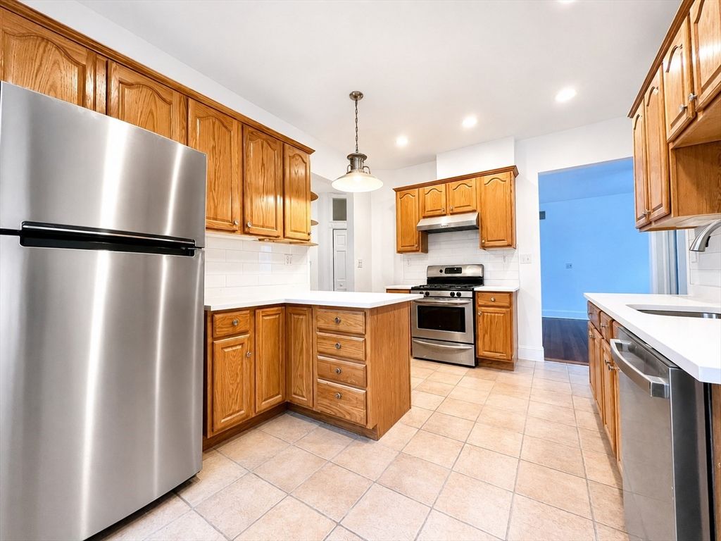 20 Imrie Rd 2, Boston, MA 02134