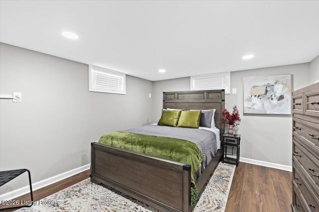614 Bluegrass Ave, Louisville, KY 40214