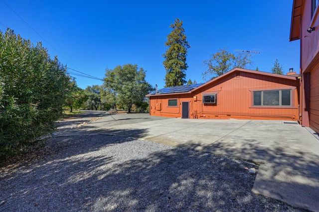 2143 Angel Camp Ct, Cool, CA 95614