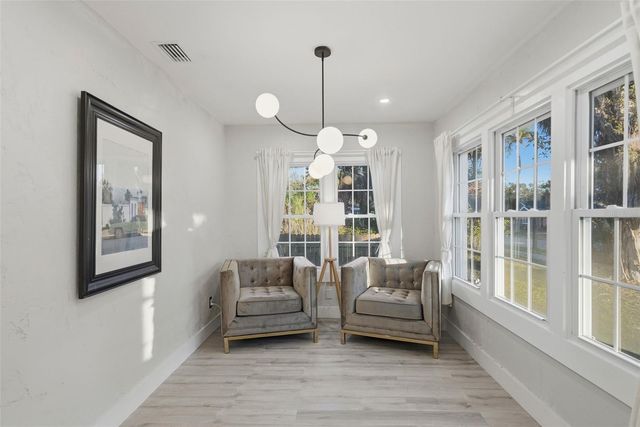 851 20TH AVENUE S, St Petersburg, FL 33701