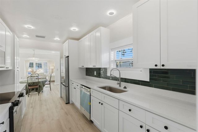 851 20TH AVENUE S, St Petersburg, FL 33701