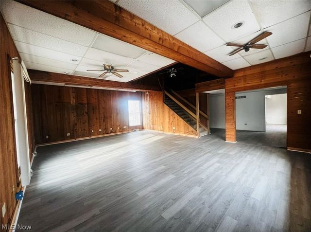 264 W Liberty Street SE, Hubbard, OH 44425