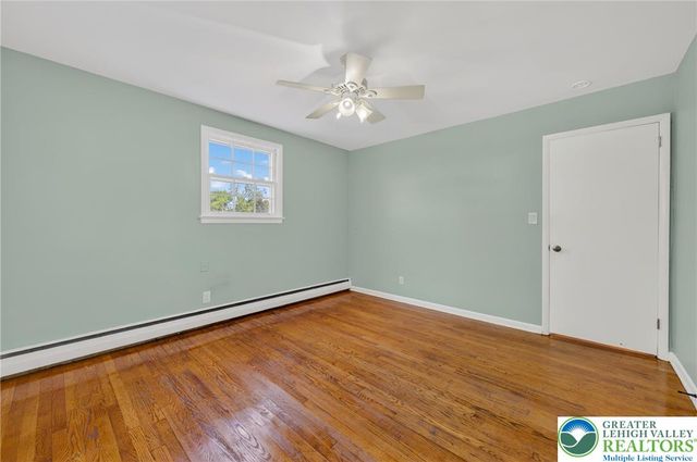 1590 winthrop Avenue, Hanover Twp, PA 18017