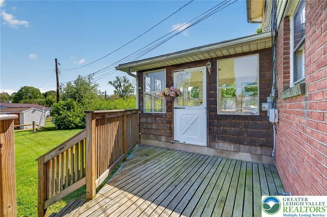 1590 winthrop Avenue, Hanover Twp, PA 18017