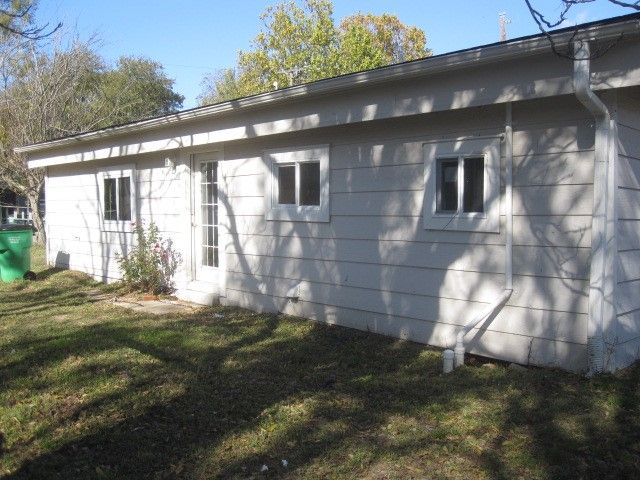 1200 S Wine Street, Gainesville, TX 76240