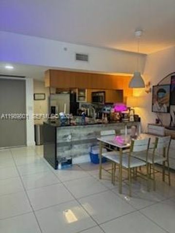 1750 N Bayshore Dr 1714, Miami, FL 33132