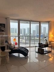 1750 N Bayshore Dr 1714, Miami, FL 33132