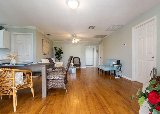 16721 Edward Teach Road, Jamaica Beach, TX 77554