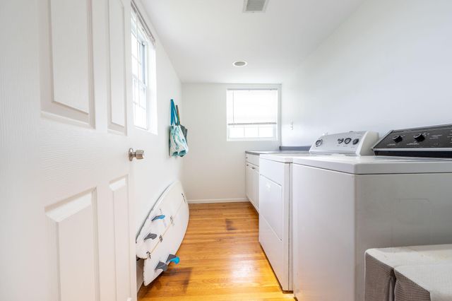 16721 Edward Teach Road, Jamaica Beach, TX 77554