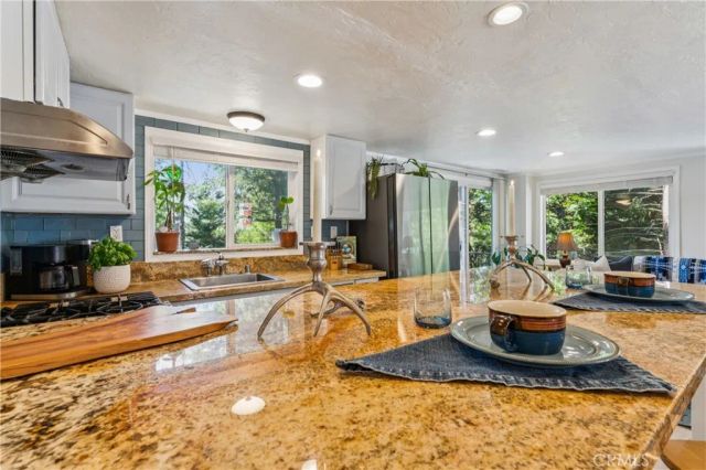 26472 Lake Forest, Twin Peaks, CA 92391
