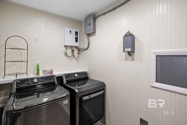 35676 Boykin Boulevard, Lillian, AL 36549