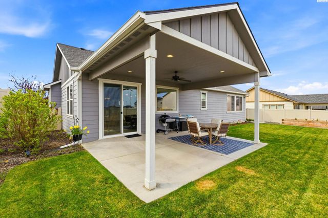 3763 S Sherman St, Kennewick, WA 99338