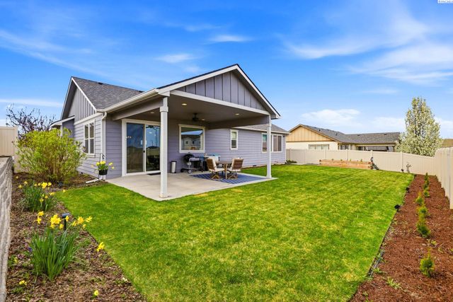 3763 S Sherman St, Kennewick, WA 99338