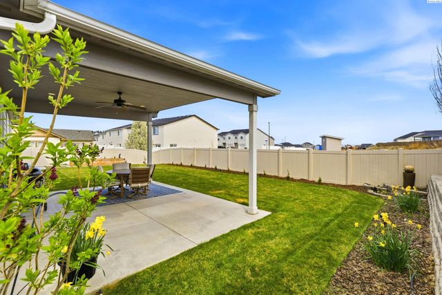 3763 S Sherman St, Kennewick, WA 99338