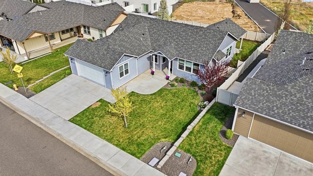 3763 S Sherman St, Kennewick, WA 99338