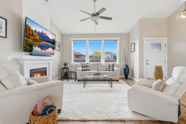 3763 S Sherman St, Kennewick, WA 99338