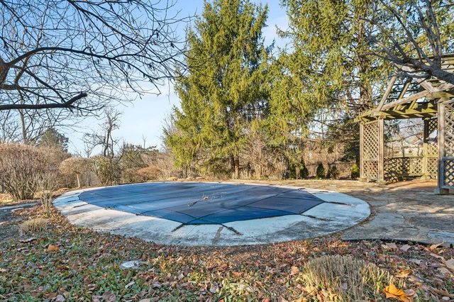 1648 Chestnut Road, Fort Wright, KY 41011