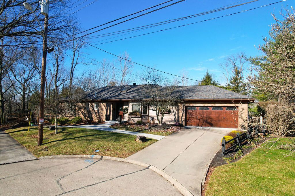 1648 Chestnut Road, Fort Wright, KY 41011