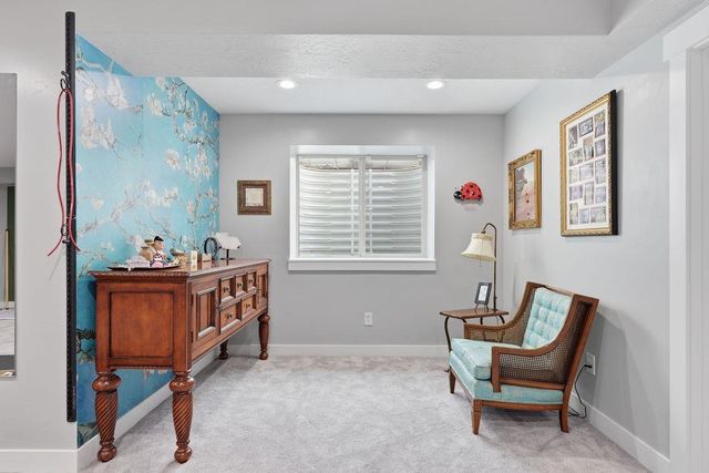 2022 W St Thomas More Way, Spokane, WA 99208