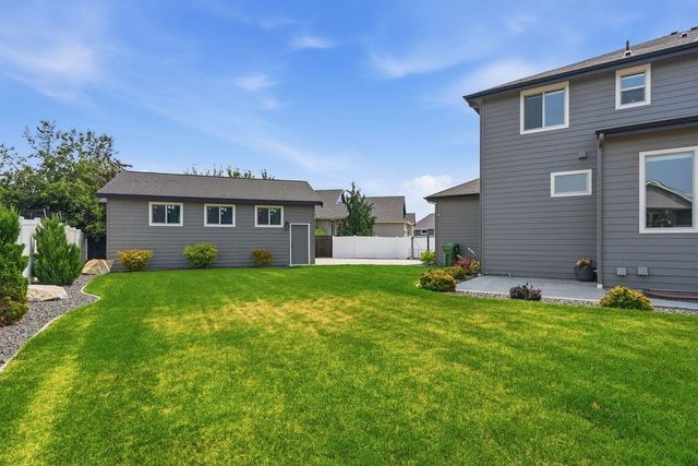2022 W St Thomas More Way, Spokane, WA 99208