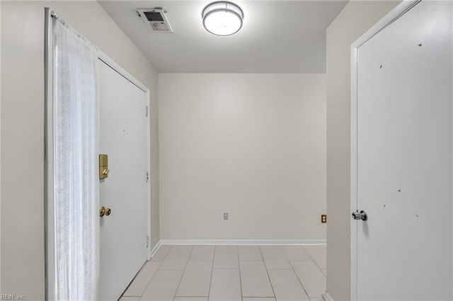 125 Windsor Pines Way Apt E, Newport News, VA 23608