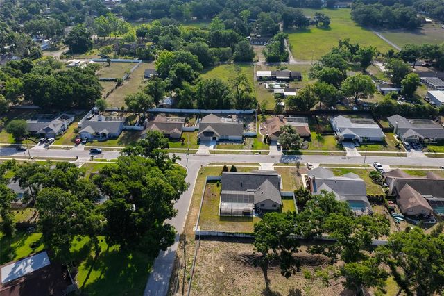 2701 HERNDON STREET, Valrico, FL 33596